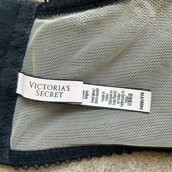 Victoria’s Secret Dream Angels Lined Black Lace Demi Bra Women’s‎ Size 34DD - Picture 3 of 4